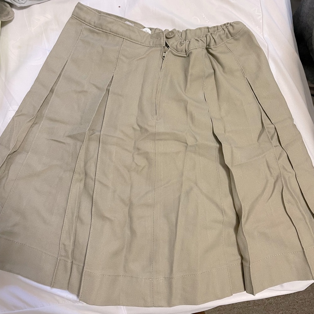 Beige Schoolgirl skirt, great short length & worn only few times